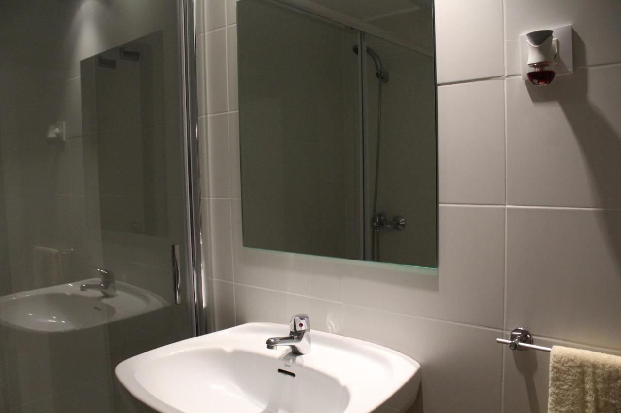 דירות קאלה אן בלאנס Apartamento Con Piscina En Ciudadela, Cala En Blanes מראה חיצוני תמונה
